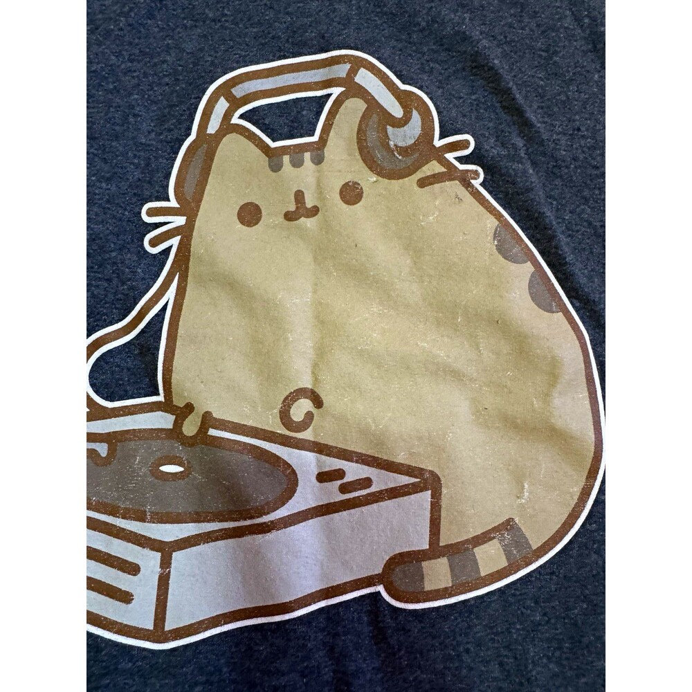 Pusheen DJ Cat Graphic T-Shirt Women’s Large Gray Turntable Headphones